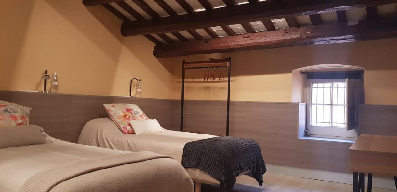 Bed and Breakfast Cal Duran Esparreguera Exterior foto