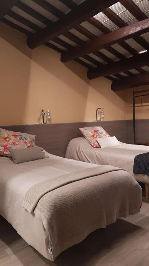 Bed and Breakfast Cal Duran Esparreguera Exterior foto