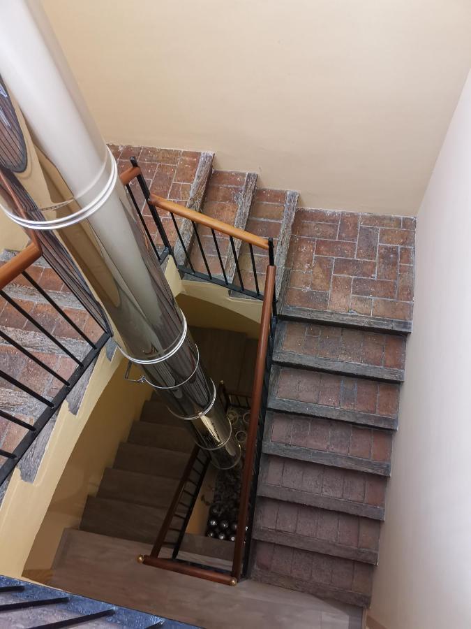 Bed and Breakfast Cal Duran Esparreguera Exterior foto