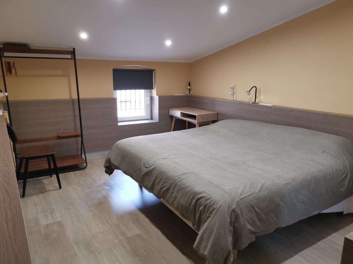 Bed and Breakfast Cal Duran Esparreguera Exterior foto