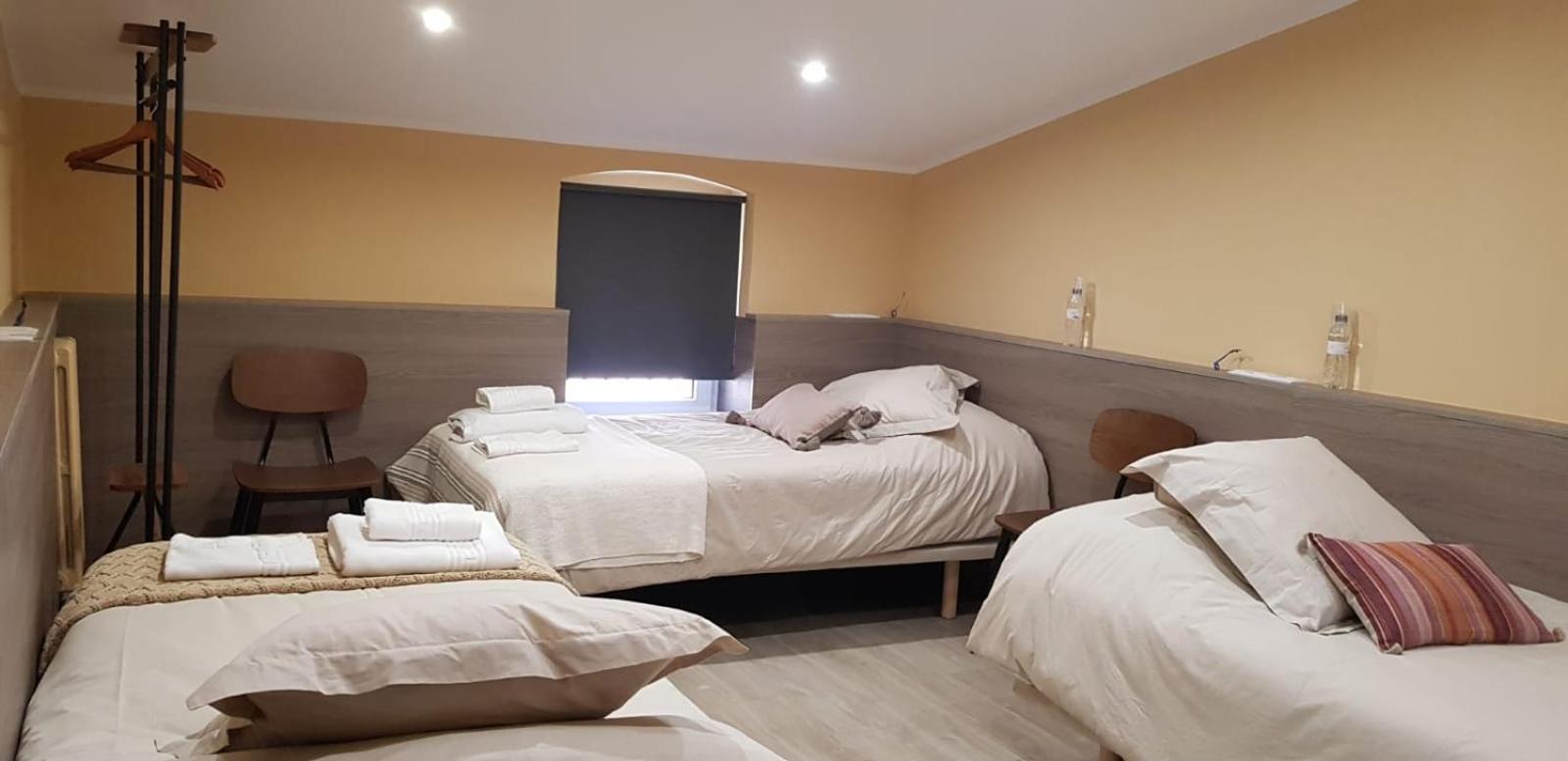 Bed and Breakfast Cal Duran Esparreguera Zimmer foto