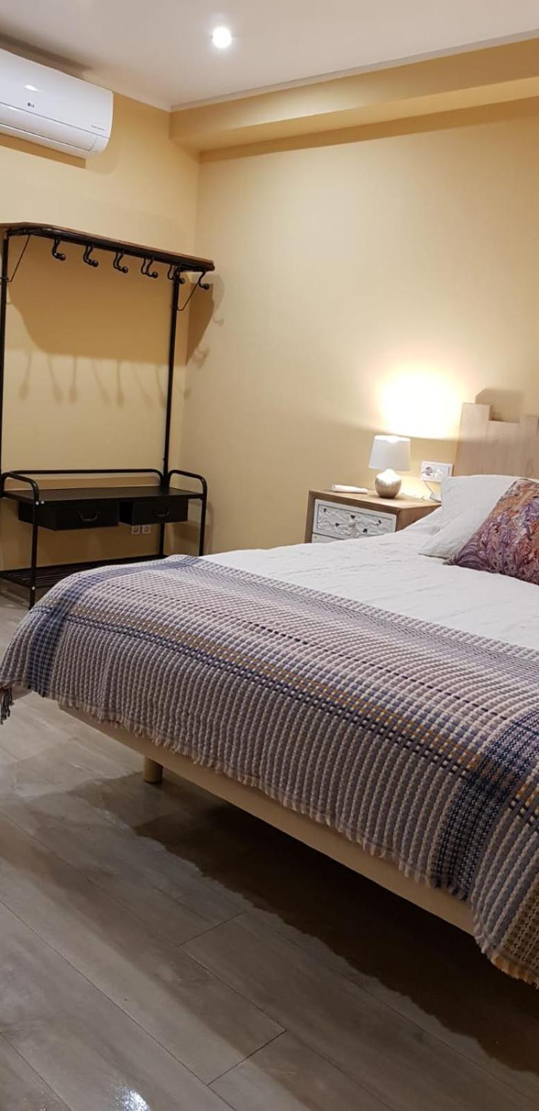 Bed and Breakfast Cal Duran Esparreguera Zimmer foto